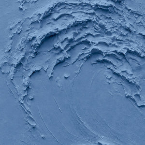 Creme No. 5 Blue — close-up of the deep blue textured wave surface
